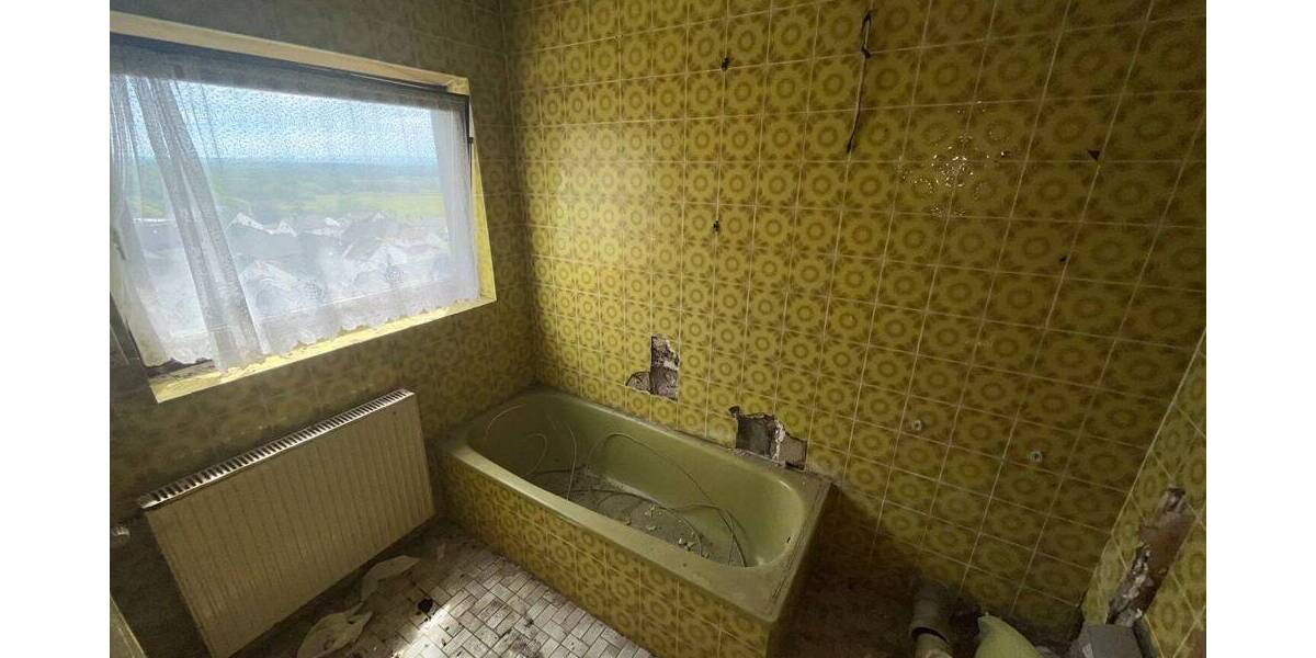 Mehrfamilienhaus, Wohnhaus Waldbrunn (Westerwald) / Fussingen Fussingen - 1 Zimmer, 250 m&sup2;, 85.000&euro; | Angebot:26155212