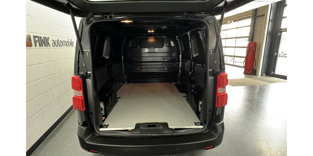 Opel Vivaro Cargo 1.5 D Edition M 1.Hand Sitzhzg 9.900 km 21.520 &euro; Lich 35423