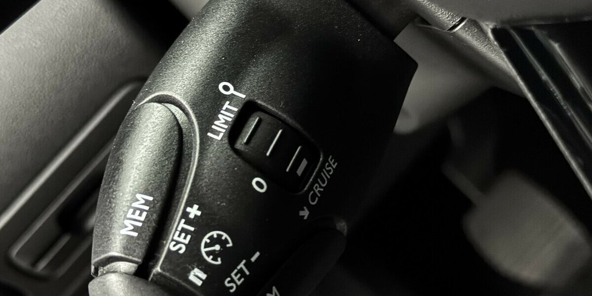 Citroen C3 Aircross Shine Pack CarPlay Head-UP Display 24.000 km 16.320 &euro; Lich 35423