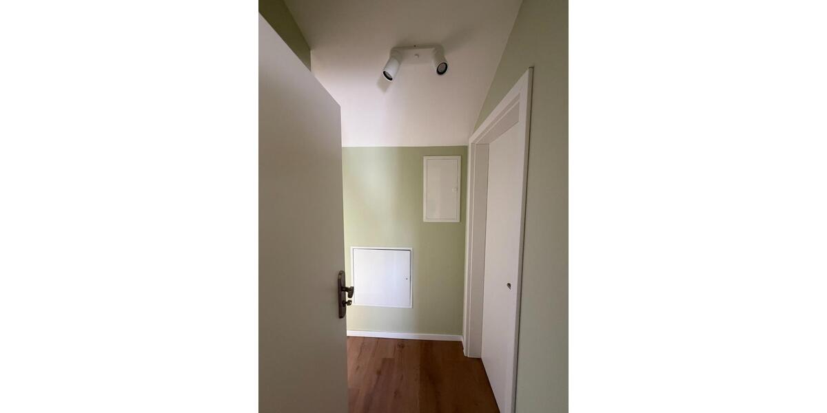 Dachgeschoßwohnung Biebertal - 1 Zimmer, 20 m&sup2;, 420&euro; | Angebot:25905271