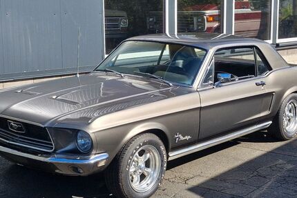 Ford Mustang 108.000 km 24.990 &euro; Breitscheid 35767