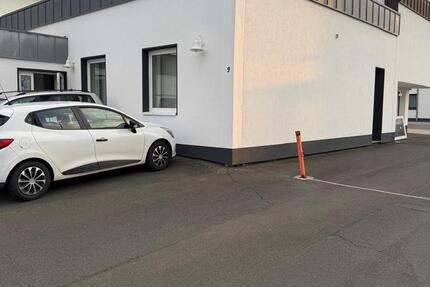 Wohnung Haiger - 5 Zimmer, 190 m&sup2;, 1.000&euro; | Angebot:24590564