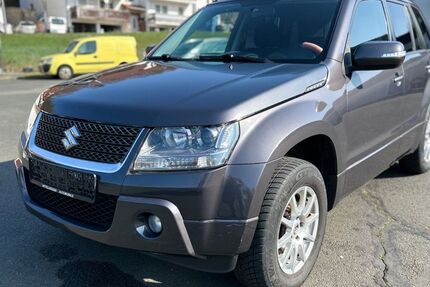 Suzuki Grand Vitara 135.000 km 7.900 &euro; Haiger 35708