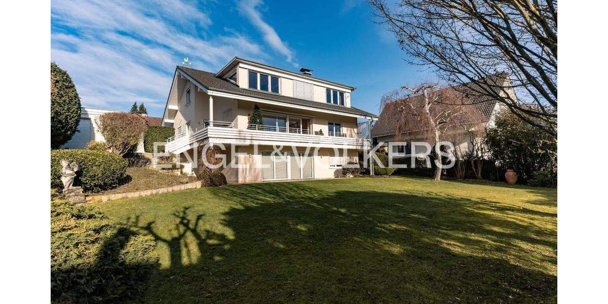 Einfamilienhaus Usingen - 8 Zimmer, 325 m&sup2;, 1.298.000&euro; | Angebot:25676871