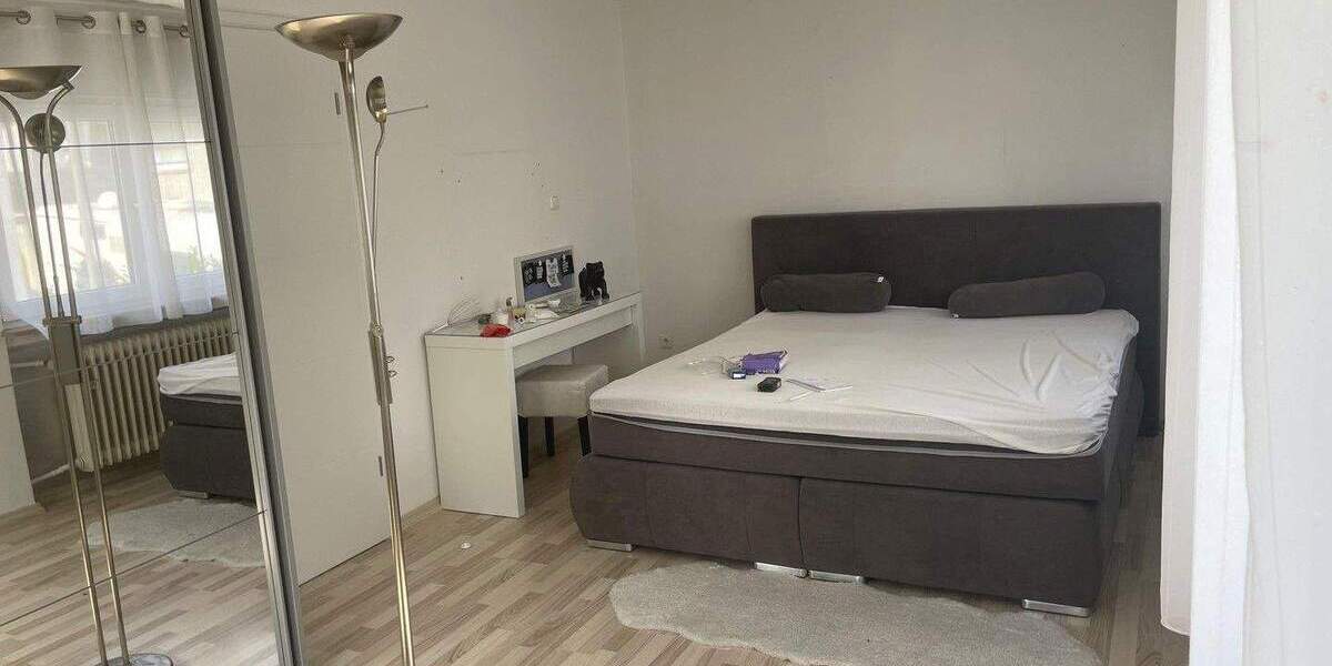 Mehrfamilienhaus, Wohnhaus Buseck Alten-Buseck - 7 Zimmer, 280 m&sup2;, 320.000&euro; | Angebot:25782526