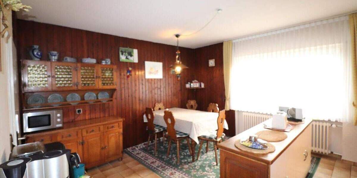 Einfamilienhaus Wölfersheim - 8 Zimmer, 160 m&sup2;, 470.000&euro; | Angebot:25682682