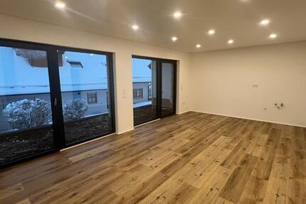 Wohnung Breitscheid - 2 Zimmer, 75 m&sup2;, 750&euro; | Angebot:25807231