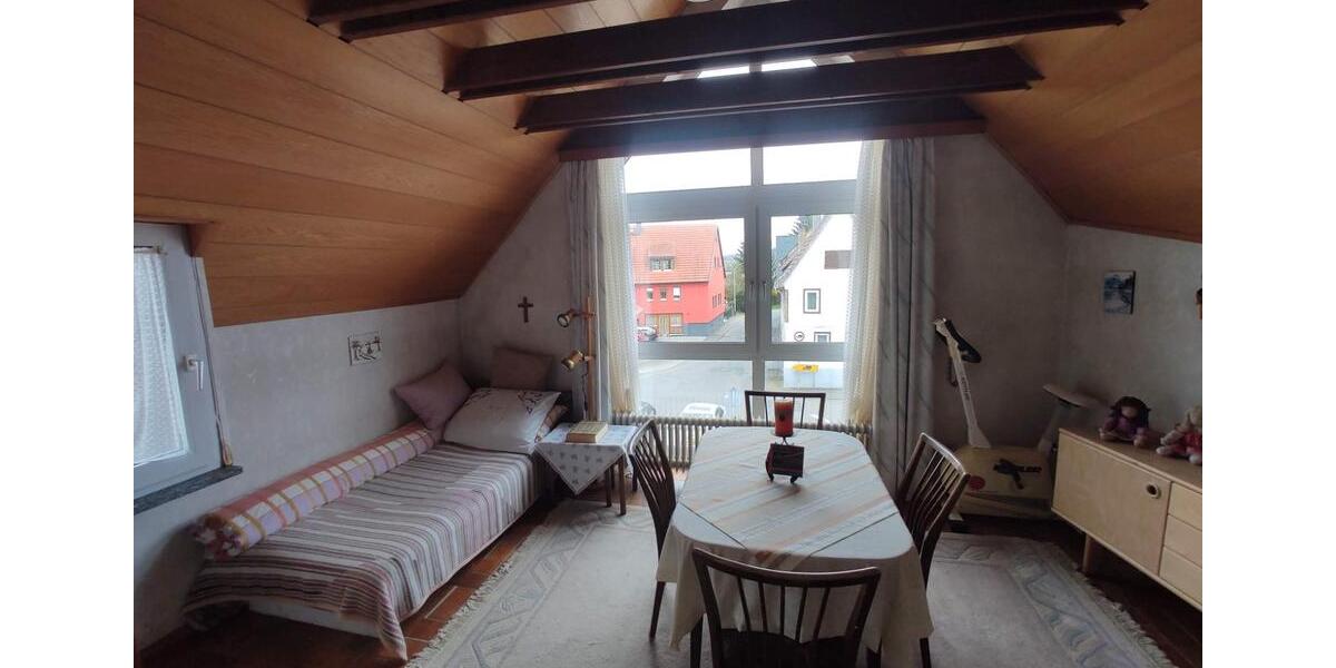 Einfamilienhaus Hungen - 7 Zimmer, 165 m&sup2;, 290.000&euro; | Angebot:26019311