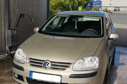 VW Golf 112.954 km 5.300 &euro; Usingen 61250