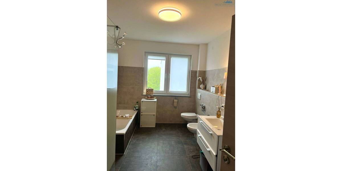 Etagenwohnung Langgöns - 3 Zimmer, 116 m&sup2;, 1.350&euro; | Angebot:26157247