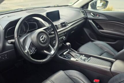 Mazda 3 175.000 km 8.900 &euro; Runkel 65594