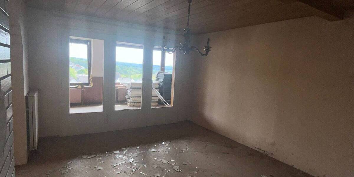 Mehrfamilienhaus, Wohnhaus Waldbrunn (Westerwald) / Fussingen Fussingen - 1 Zimmer, 250 m&sup2;, 85.000&euro; | Angebot:26155212