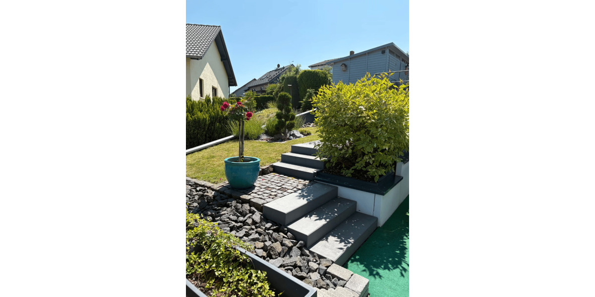 Etagenwohnung Reiskirchen Hattenrod - 7 Zimmer, 250 m&sup2;, 670.000&euro; | Angebot:26794222
