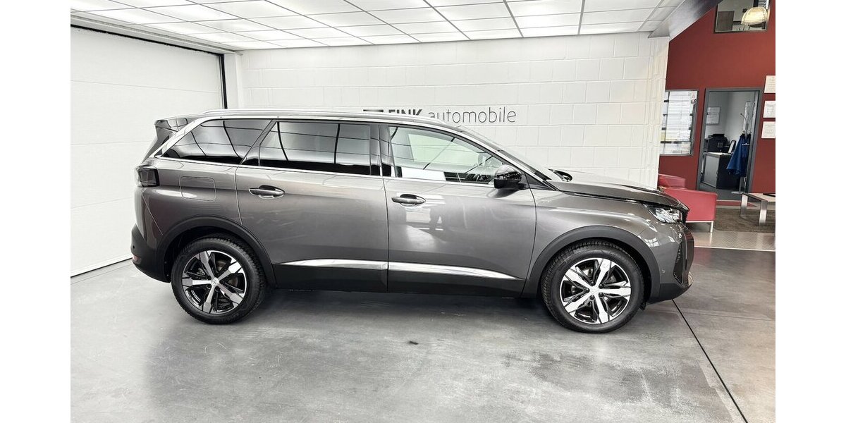 Peugeot 5008 GT 180 Blue HDi EAT8 1.Hand Nachtsicht 31.700 km 32.985 &euro; Lich 35423
