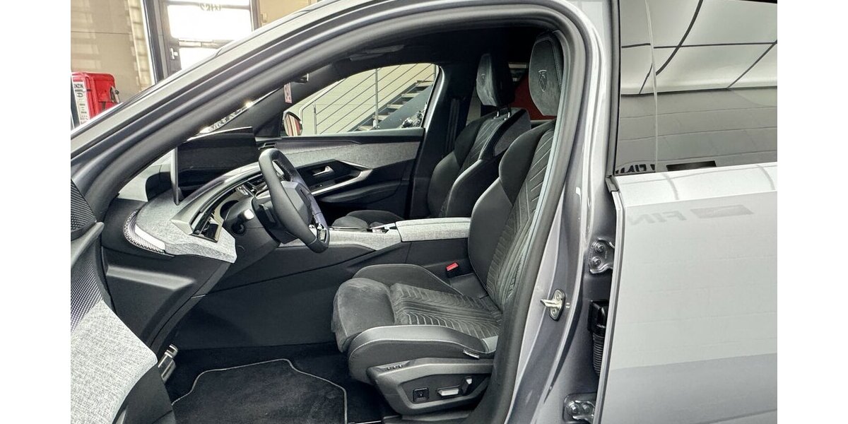 Peugeot 3008 GT 145 Mild Hybrid Full LED 360° AGR Sitze 28.710 km 25.690 &euro; Lich 35423