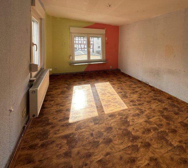 Einfamilienhaus Villmar - 5 Zimmer, 168 m&sup2;, 120.000&euro; | Angebot:26039507