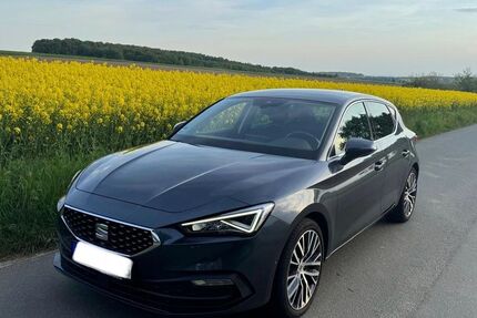 Seat Leon 84.567 km 22.000 &euro; Weilburg 35781