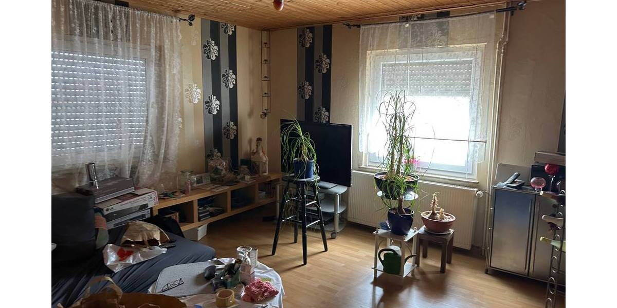 Mehrfamilienhaus, Wohnhaus Wetzlar Dutenhofen - 5 Zimmer, 199 m&sup2;, 260.000&euro; | Angebot:25705331