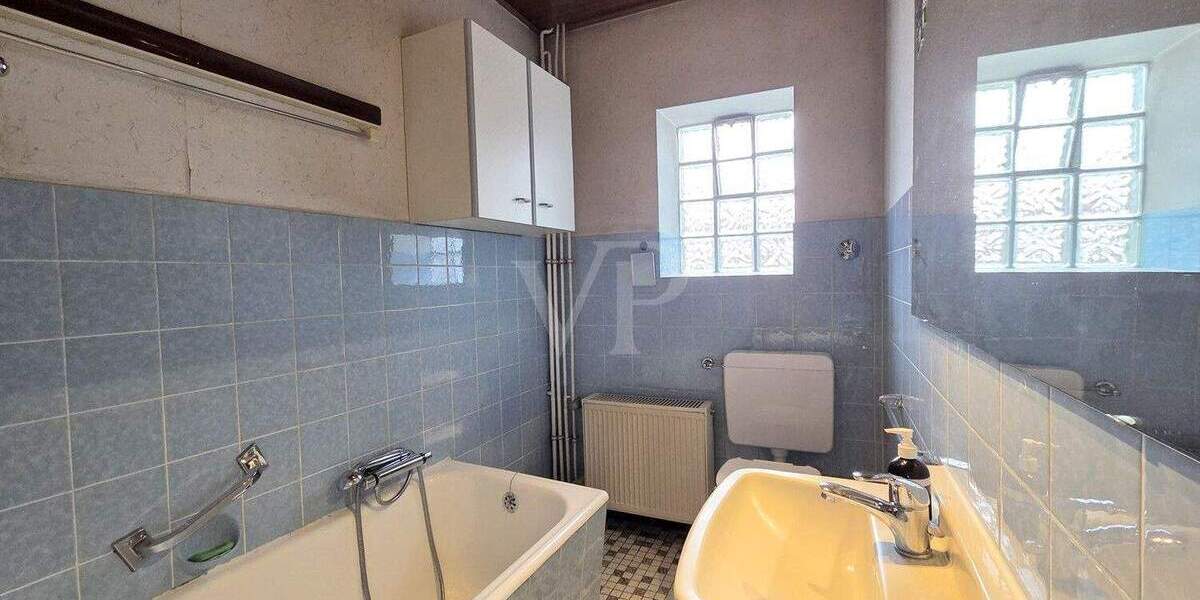 Einfamilienhaus Neu-Anspach Anspach - 1 Zimmer, 265 m&sup2;, 490.000&euro; | Angebot:25695530