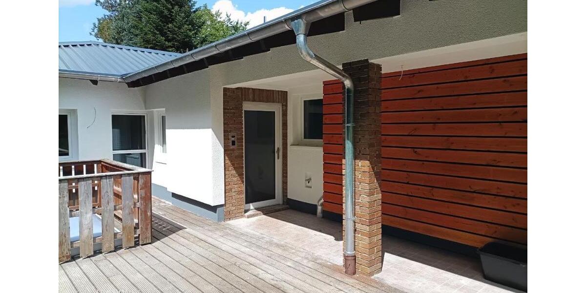 Etagenwohnung Allendorf (Lumda) - 5 Zimmer, 130 m&sup2;, 1.450&euro; | Angebot:25570857