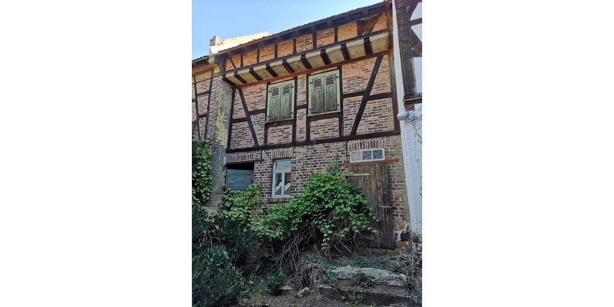 Bauernhaus, Landhaus Münzenberg - 10 Zimmer, 200 m&sup2;, 350.000&euro; | Angebot:25936657