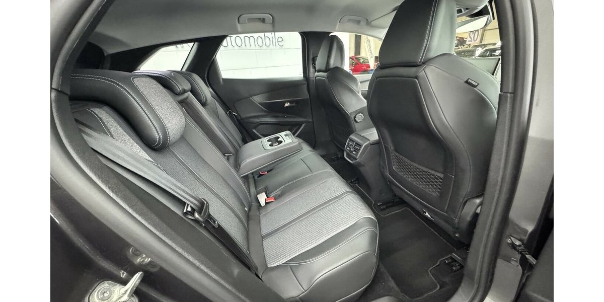 Peugeot 3008 1.6 225 Allure 1.Hand Pack Plug-In Hybrid 51.950 km 21.490 &euro; Lich 35423