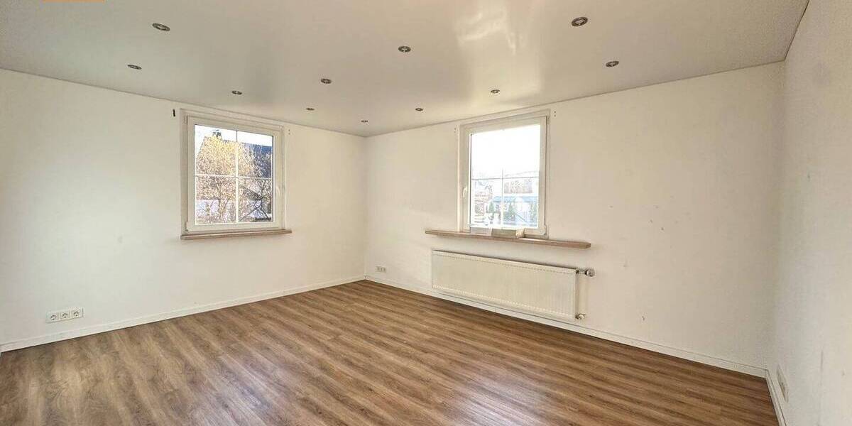 Einfamilienhaus Breitscheid - 5 Zimmer, 130 m&sup2;, 330.000&euro; | Angebot:26188262