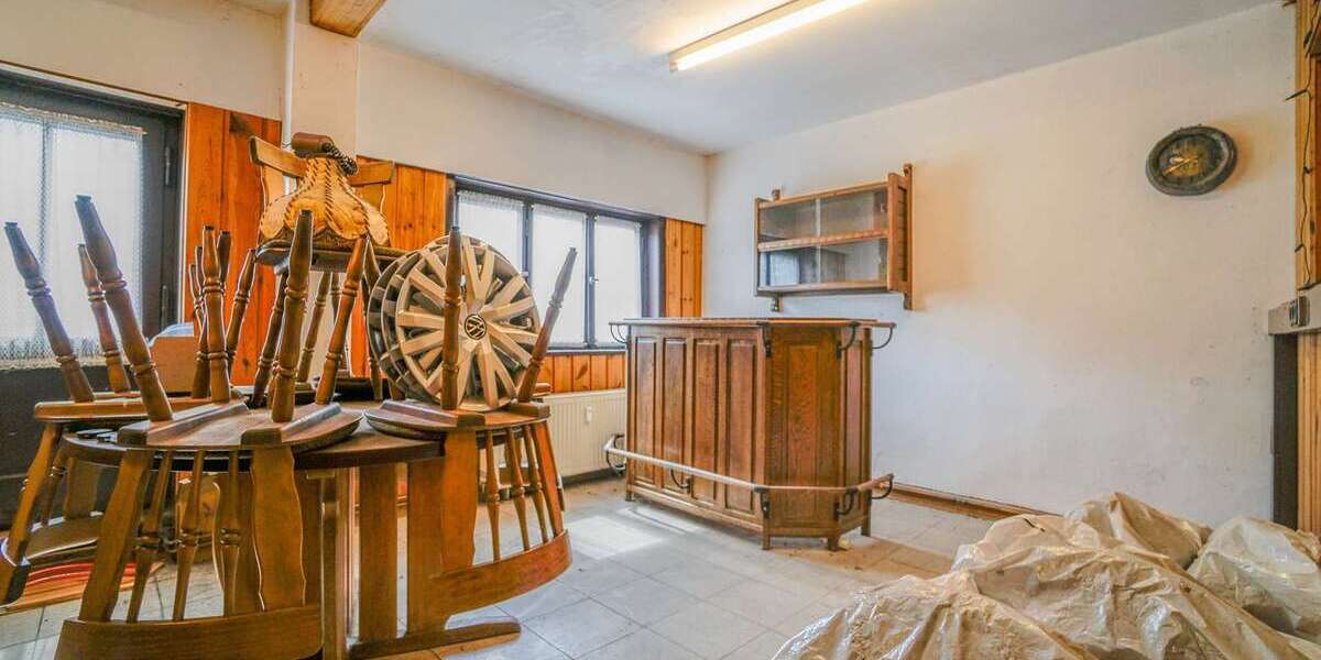 Wohn - und Gewerbeobjekt mit 5 Einheiten in Herborn OT - Mehrfamilienhaus, Wohnhaus Herborn | Angebot:26845135