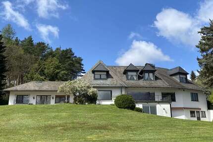 Haus Neu-Anspach Anspach - 12 Zimmer, 367 m&sup2;, 1.450.000&euro; | Angebot:25512644