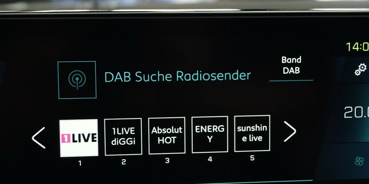 Peugeot 3008 225 GT Plug-In Hybrid LED CARPLAY LEDER 52.400 km 21.220 &euro; Lich 35423