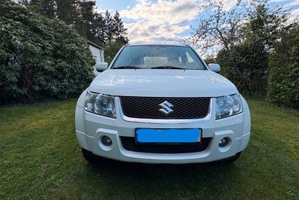 Suzuki Grand Vitara 103.000 km 6.600 &euro; Neu-Anspach 61267