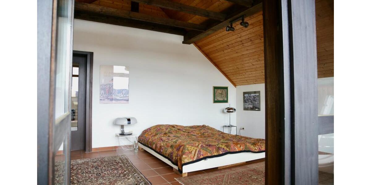 Einfamilienhaus Sinn - 8 Zimmer, 232 m&sup2;, 460.000&euro; | Angebot:23583153