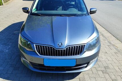 Skoda Fabia 213.727 km 6.300 &euro; Braunfels 35619