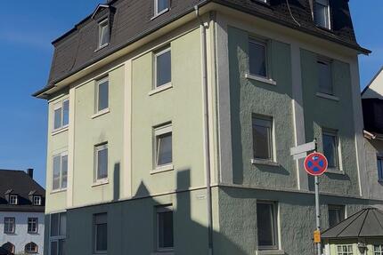 Haus Gießen Schlangenzahl - 13 Zimmer, 342 m&sup2;, 1.180.000&euro; | Angebot:26480475