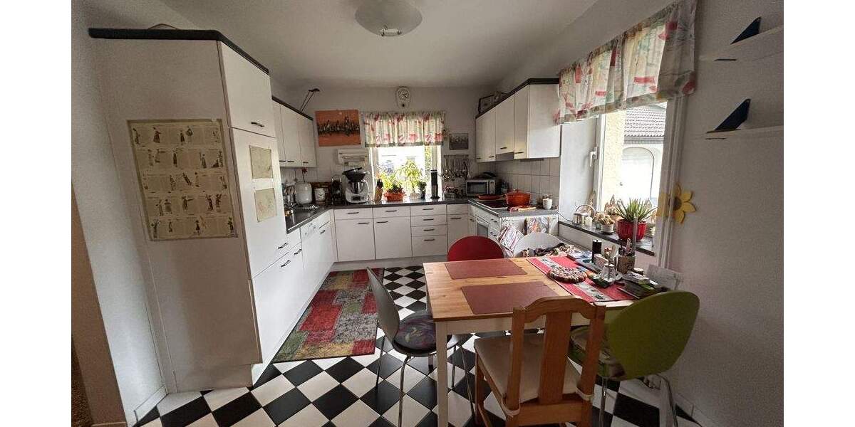 Einfamilienhaus Waldbrunn (Westerwald) / Hintermeilingen Hintermeilingen - 5 Zimmer, 136 m&sup2;, 275.000&euro; | Angebot:25820830