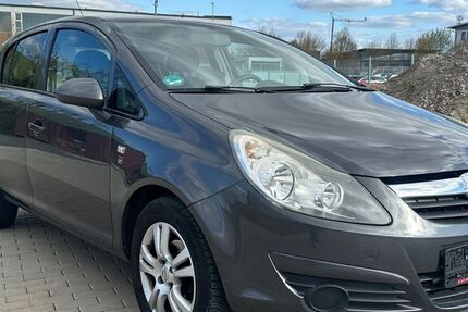 Opel Corsa 94.000 km 4.400 &euro; Butzbach 35510