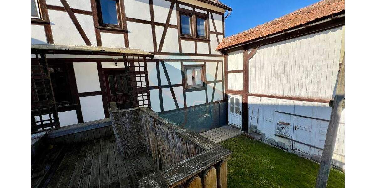 Einfamilienhaus Butzbach / Hoch-Weisel Hoch-Weisel - 5 Zimmer, 129 m&sup2;, 179.000&euro; | Angebot:25734438