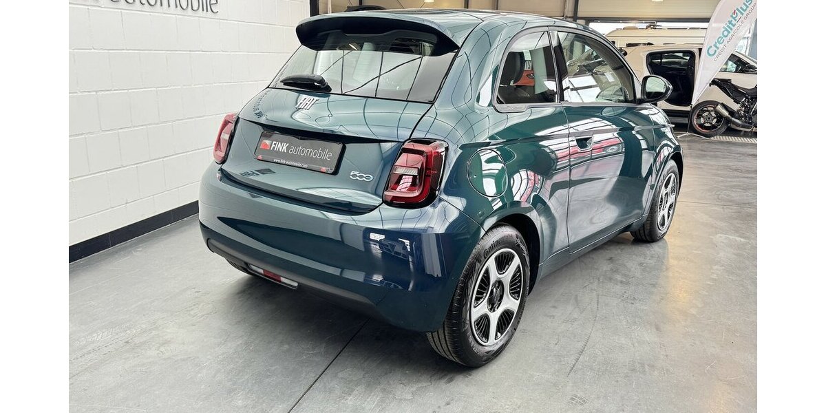 Fiat 500e Action 1. Hand Carplay 12.500 km 14.670 &euro; Lich 35423