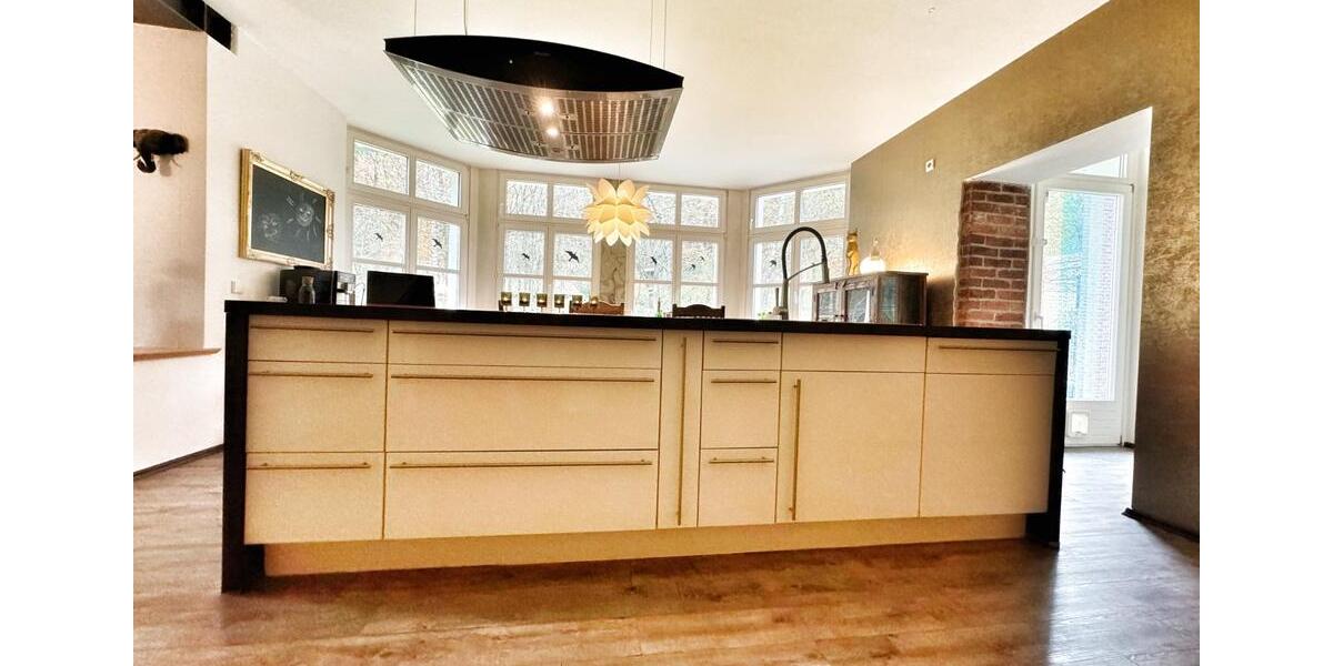 Villa Braunfels - 11 Zimmer, 333 m&sup2;, 1.200.000&euro; | Angebot:24576441