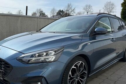 Ford Focus 155.000 km 10.900 &euro; Herborn 35745