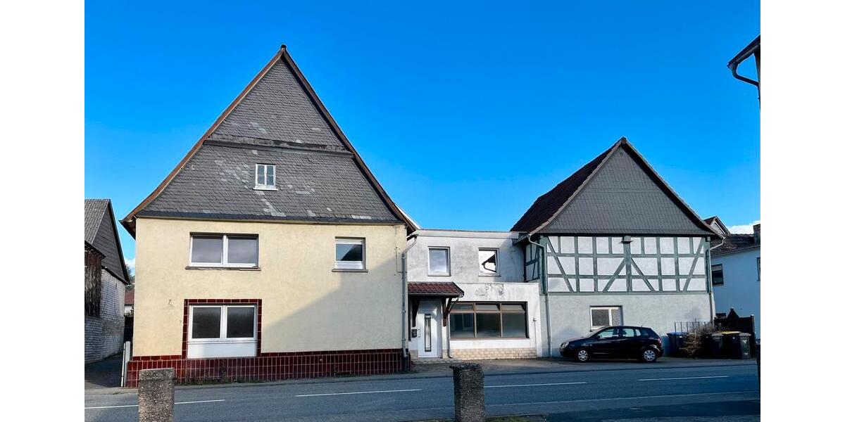 Mehrfamilienhaus, Wohnhaus Solms - 10 Zimmer, 360 m&sup2;, 129.500&euro; | Angebot:21031860