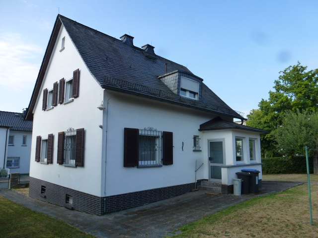 Einfamilienhaus Usingen - 4.5 Zimmer, 105 m&sup2;, 425.000&euro; | Angebot:23990921