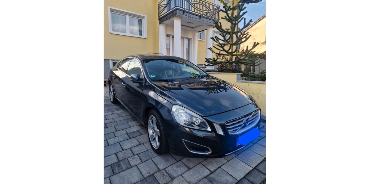 Volvo S60 203.000 km 6.700 &euro; Usingen 61250