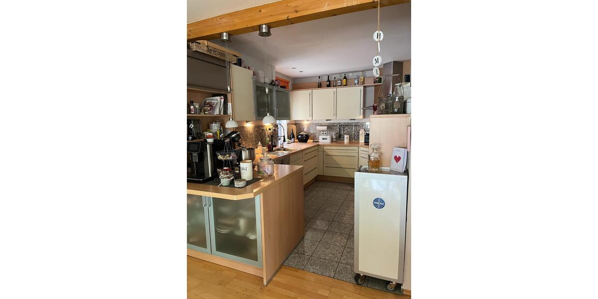 Einfamilienhaus Weinbach - 11 Zimmer, 400 m&sup2;, 620.000&euro; | Angebot:25971136