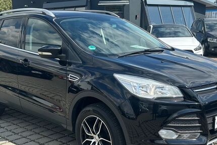 Ford Kuga 113.000 km 9.900 &euro; Butzbach 35510