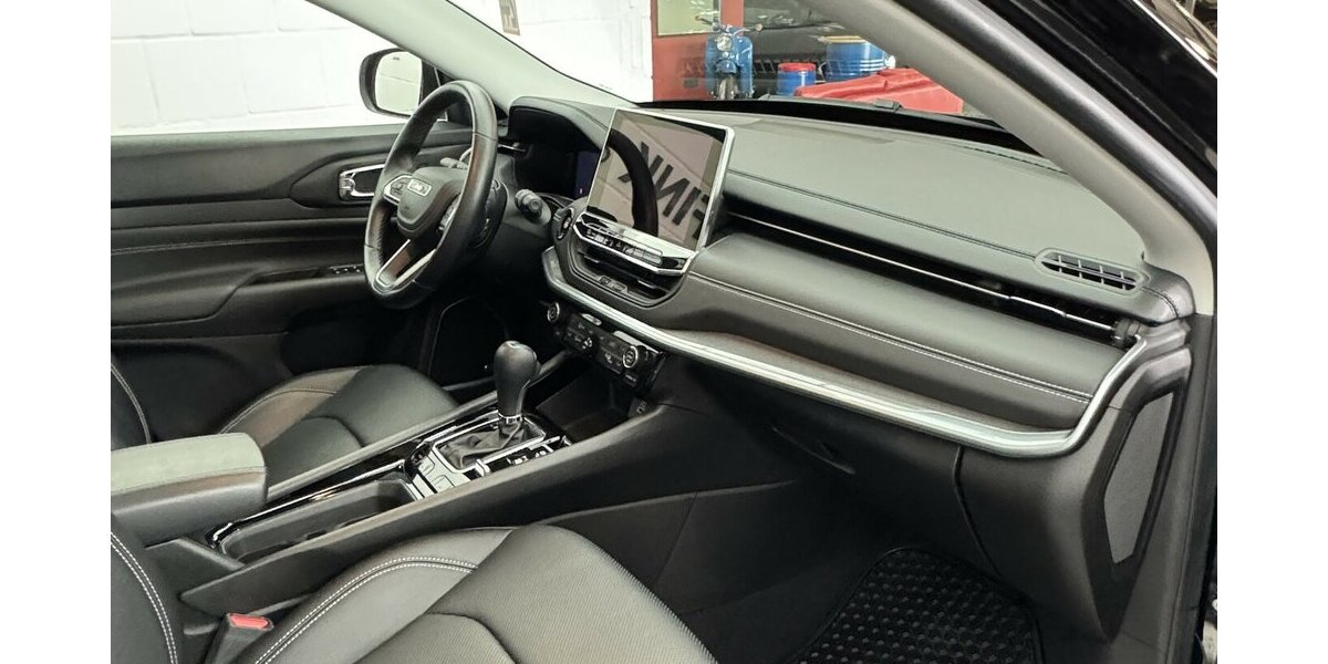 Jeep Compass S Plug-IN Hybrid 4WD 1.Hand Panoramadach 26.460 km 26.950 &euro; Lich 35423