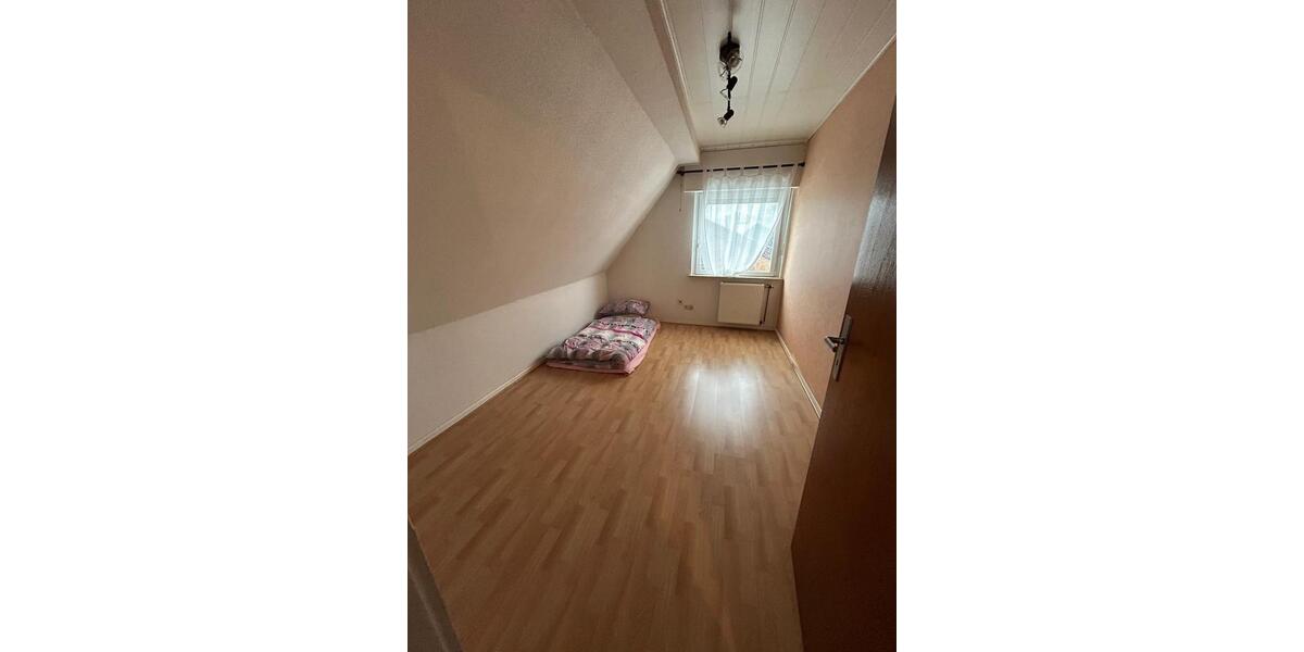 Doppelhaushälfte Wetzlar Altenberger Straße - 4 Zimmer, 88 m&sup2;, 255.000&euro; | Angebot:26297159