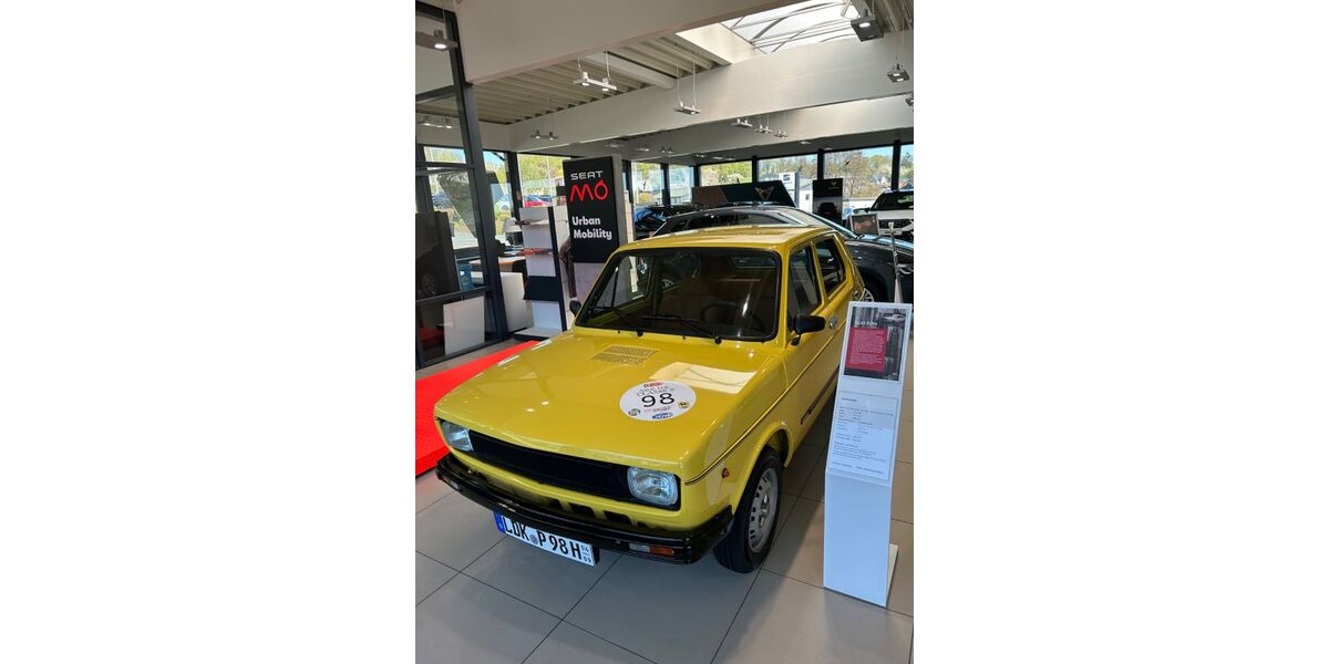 Seat Andere 60.500 km 4.999 &euro; Mittenaar 35756