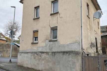 Haus Villmar - 8 Zimmer, 180 m&sup2;, 95.000&euro; | Angebot:26610212