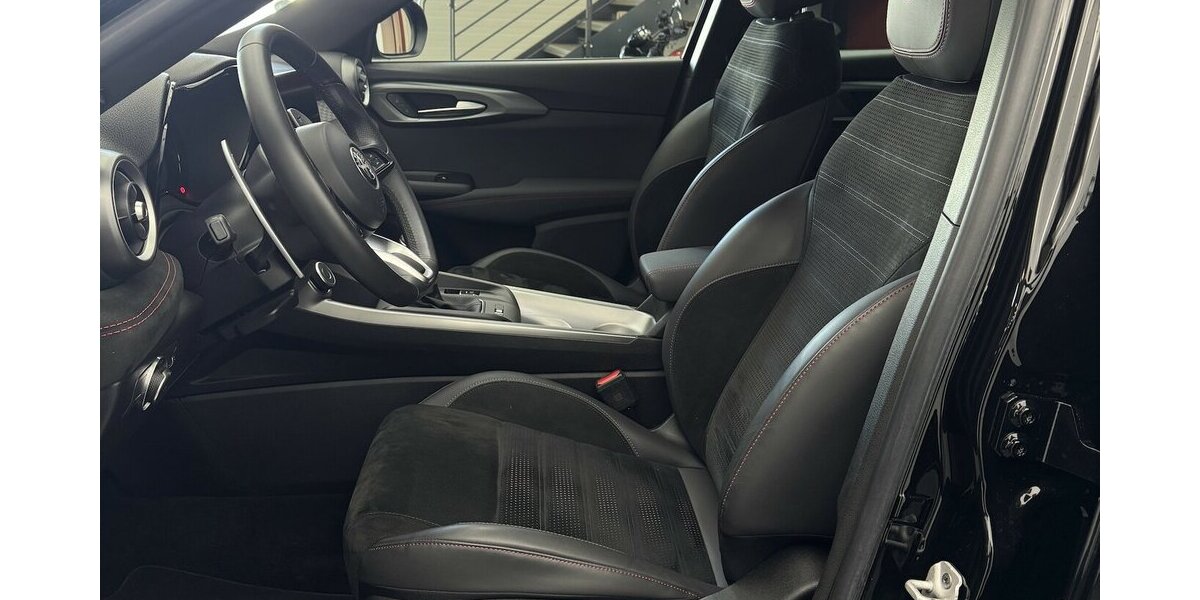 Alfa Romeo Tonale 1.5 Veloce 48 V Hybrid LED CarPlay 11.980 km 26.890 &euro; Lich 35423